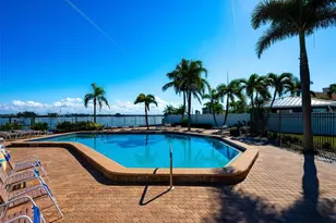 1007 Gulf Dr N, Bradenton Beach, FL 34217 - Photo 42
