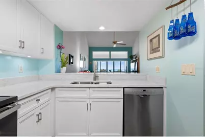 1007 Gulf Drive N #208, Bradenton Beach, FL 34217 - Photo 8