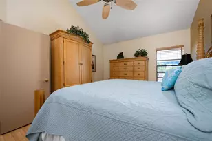 1007 Gulf Dr N, Bradenton Beach, FL 34217 - Photo 30