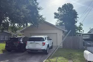 4607 21st St W, Bradenton, FL 34207 - Photo 1