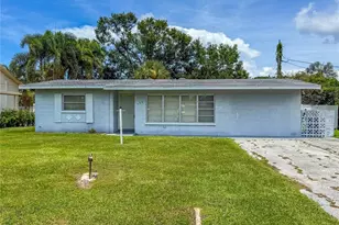 344 51st St Ct W, Palmetto, FL 34221 - Photo 6