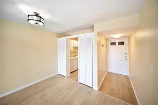 200 The Esplanade N, Venice, FL 34285 - Photo 6