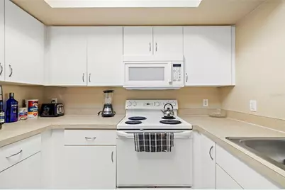 4142 Central Sarasota Parkway #1415, Sarasota, FL 34238 - Photo 8