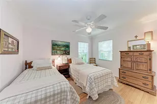 516 Howard Ct, Sarasota, FL 34236 - Photo 18