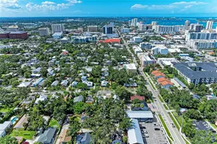 516 Howard Ct, Sarasota, FL 34236 - Photo 4