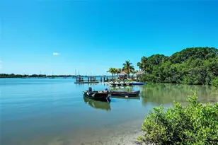 516 Howard Ct, Sarasota, FL 34236 - Photo 58