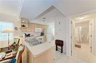 516 Howard Ct, Sarasota, FL 34236 - Photo 16