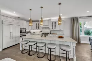112 11th St S, Bradenton Beach, FL 34217 - Photo 14