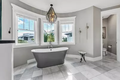 112 11th Street S, Bradenton Beach, FL 34217 - Photo 34