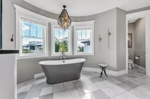 112 11th St S, Bradenton Beach, FL 34217 - Photo 34