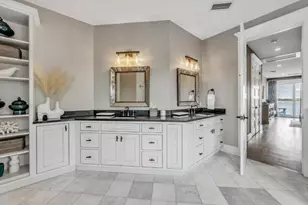 112 11th St S, Bradenton Beach, FL 34217 - Photo 32
