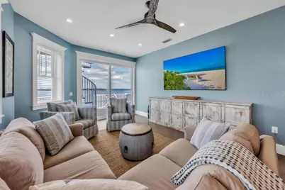 112 11th Street S, Bradenton Beach, FL 34217 - Photo 24