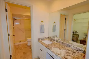 5633 E Long Common Ct, Sarasota, FL 34235 - Photo 18