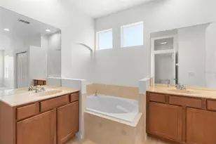 10725 Via Capri Ln, Clermont, FL 34711 - Photo 40