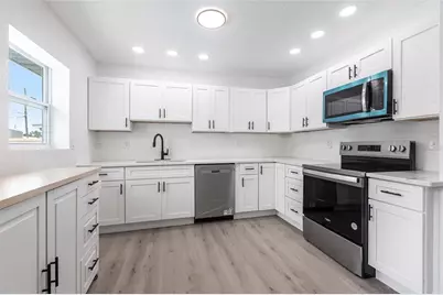 6119 19th Avenue N, Saint Petersburg, FL 33710 - Photo 4