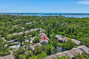 1637 Brookhouse Ct, Sarasota, FL 34231 - Photo 2