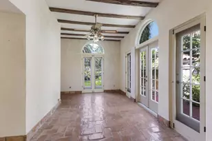 457 Woodland Dr, Sarasota, FL 34234 - Photo 12