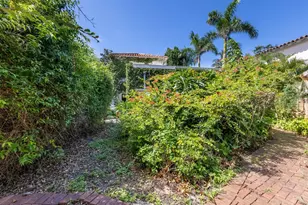 457 Woodland Dr, Sarasota, FL 34234 - Photo 48