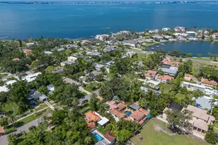 457 Woodland Dr, Sarasota, FL 34234 - Photo 68