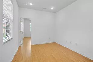 3811 Parkridge Cir, Sarasota, FL 34243 - Photo 28