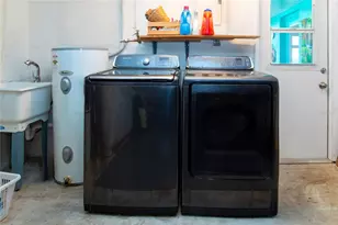 808 Mandarin Cir, Bradenton, FL 34208 - Photo 46