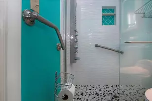 808 Mandarin Cir, Bradenton, FL 34208 - Photo 38