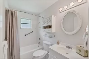 534 Sutton Pl, Longboat Key, FL 34228 - Photo 18