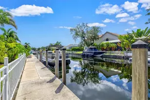 4712 Compass Dr, Bradenton, FL 34208 - Photo 4