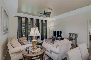 7341 Golf Pointe Cir, Sarasota, FL 34243 - Photo 10