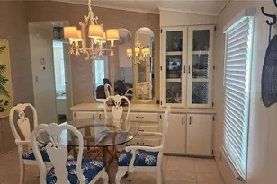 10 S Botany Bay Cir, Englewood, FL 34223 - Photo 8