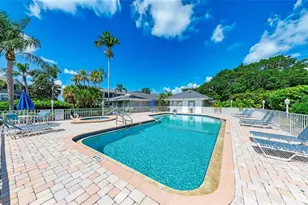 1247 Edgewater Cir, Bradenton, FL 34209 - Photo 34