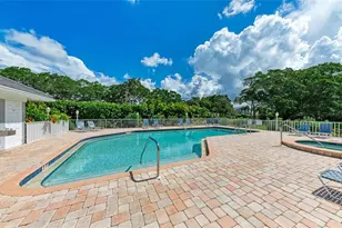 1247 Edgewater Cir, Bradenton, FL 34209 - Photo 32