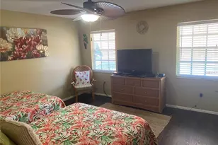 5712 34th Ct W, Bradenton, FL 34210 - Photo 12