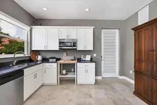 559 Bob Hope Dr, Nokomis, FL 34275 - Photo 54