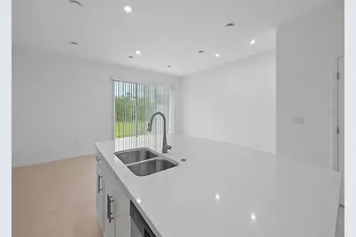 8581 Lunar Skye Street, Sarasota, FL 34241 - Photo 8