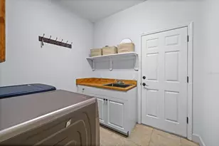 7914 Edmonston Cir, Bradenton, FL 34201 - Photo 26