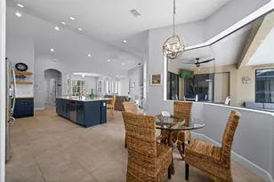 7914 Edmonston Cir, Bradenton, FL 34201 - Photo 22
