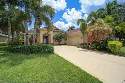 7914 Edmonston Circle, Bradenton, FL 34201 - Photo 2