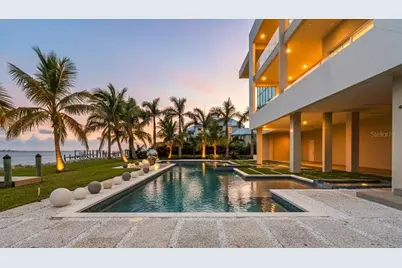 1000 Tocobaga Lane, Sarasota, FL 34236 - Photo 12