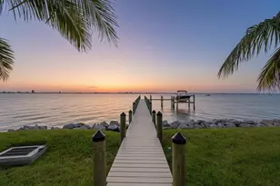 1000 Tocobaga Ln, Sarasota, FL 34236 - Photo 14