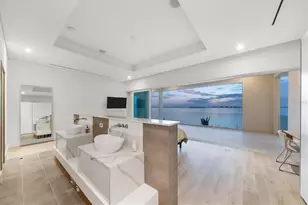 1000 Tocobaga Ln, Sarasota, FL 34236 - Photo 42