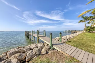 1000 Tocobaga Lane, Sarasota, FL 34236 - Photo 8