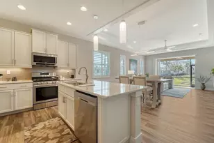 7668 Registrar Way, Sarasota, FL 34243 - Photo 8