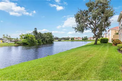 1050 Villagio Circle #206, Sarasota, FL 34237 - Photo 2