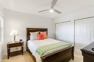 1050 Villagio Cir, Sarasota, FL 34237 - Photo 30