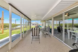 2306 41st St E, Bradenton, FL 34208 - Photo 8