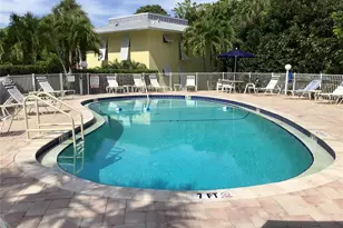 5310 Gulf of Mexico Dr, Longboat Key, FL 34228 - Photo 18