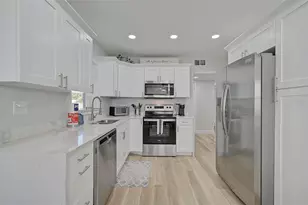 1514 32nd St W, Bradenton, FL 34205 - Photo 10