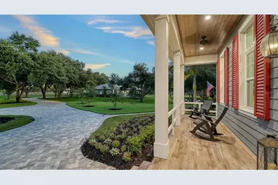 6910 211th Street E, Bradenton, FL 34211 - Photo 14