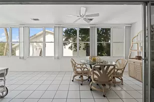 1255 E Peppertree Dr, Sarasota, FL 34242 - Photo 10
